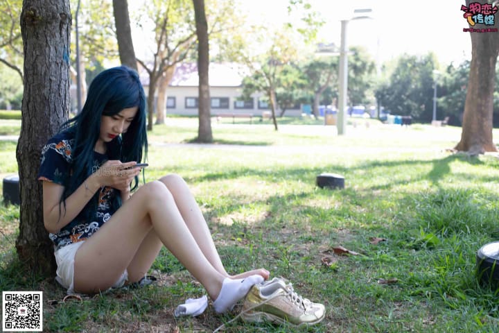 物恋传媒 No.057 高颜值小潮女的精致美 白棉袜女足vk 190P+1V